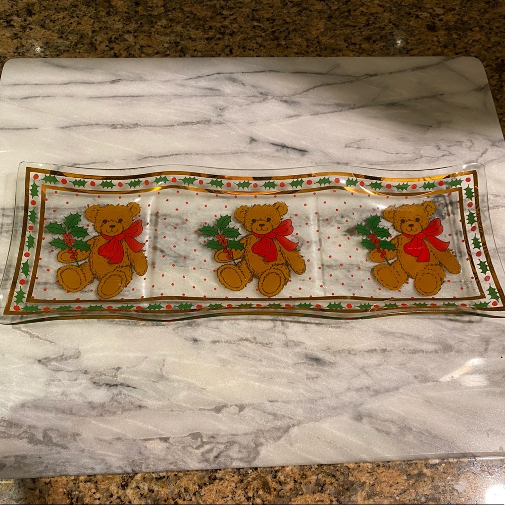 Festive 3-Compartment Appetizer Dish